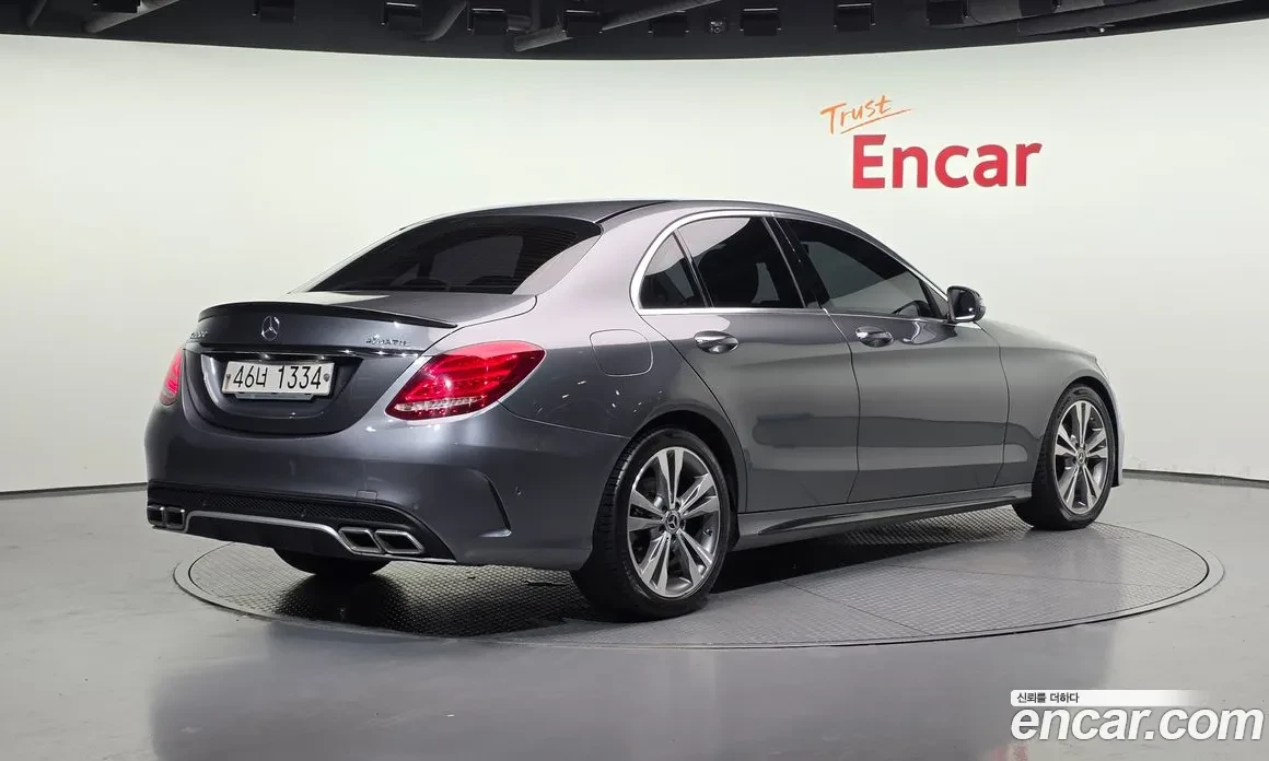 Mercedes-Benz C 220 4MATIC HEAD UP/AMG LINE/360CAM/PANORAMA, снимка 2 - Автомобили и джипове - 55143916