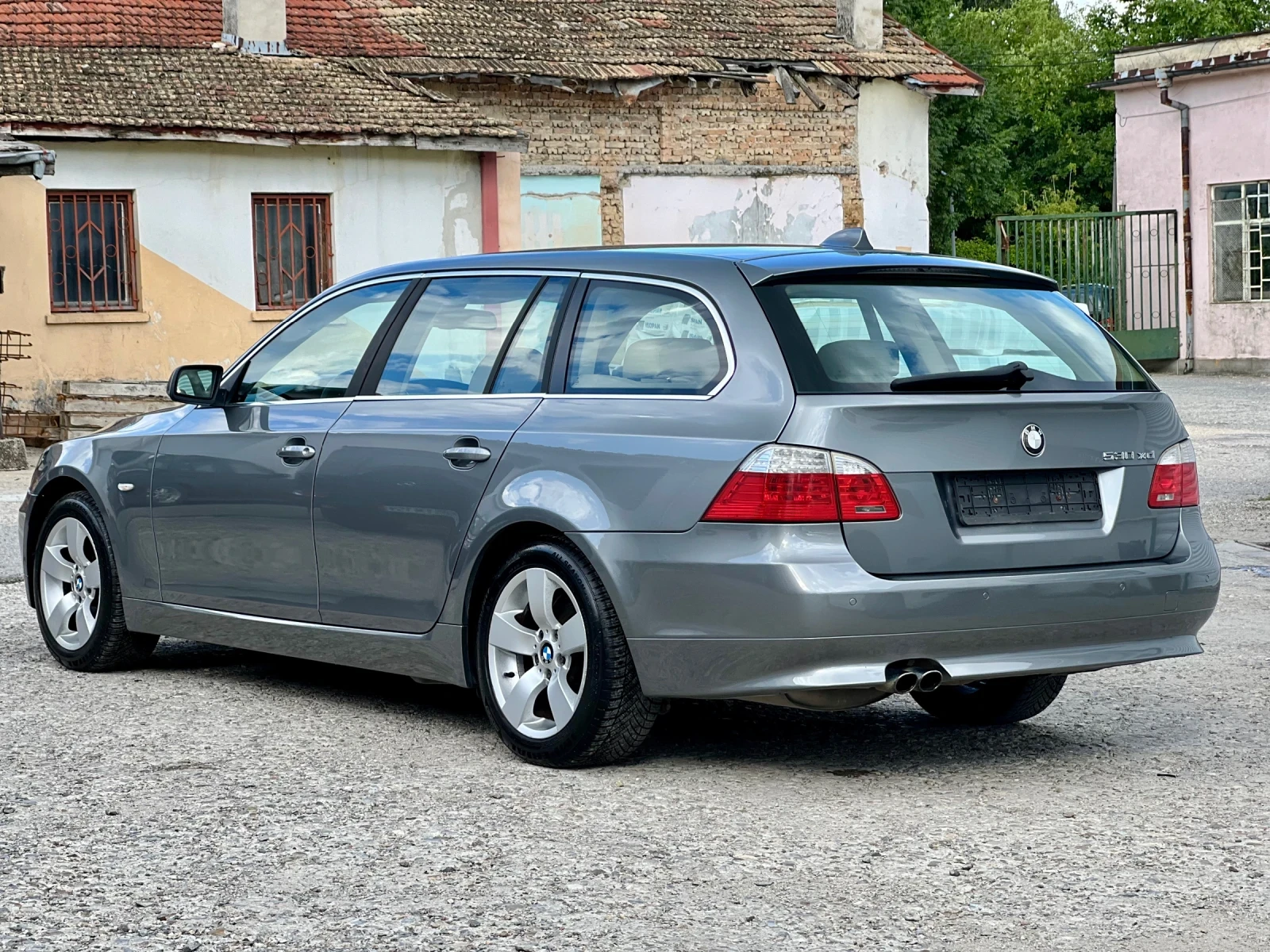 BMW 530 BMW 530xd Touring (E61) LCI Facelift | xDrive  | Mobile.bg � ����������� 4