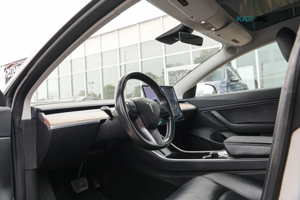 Tesla Model 3  Long Range* 4x4, снимка 8 - Автомобили и джипове - 55392562