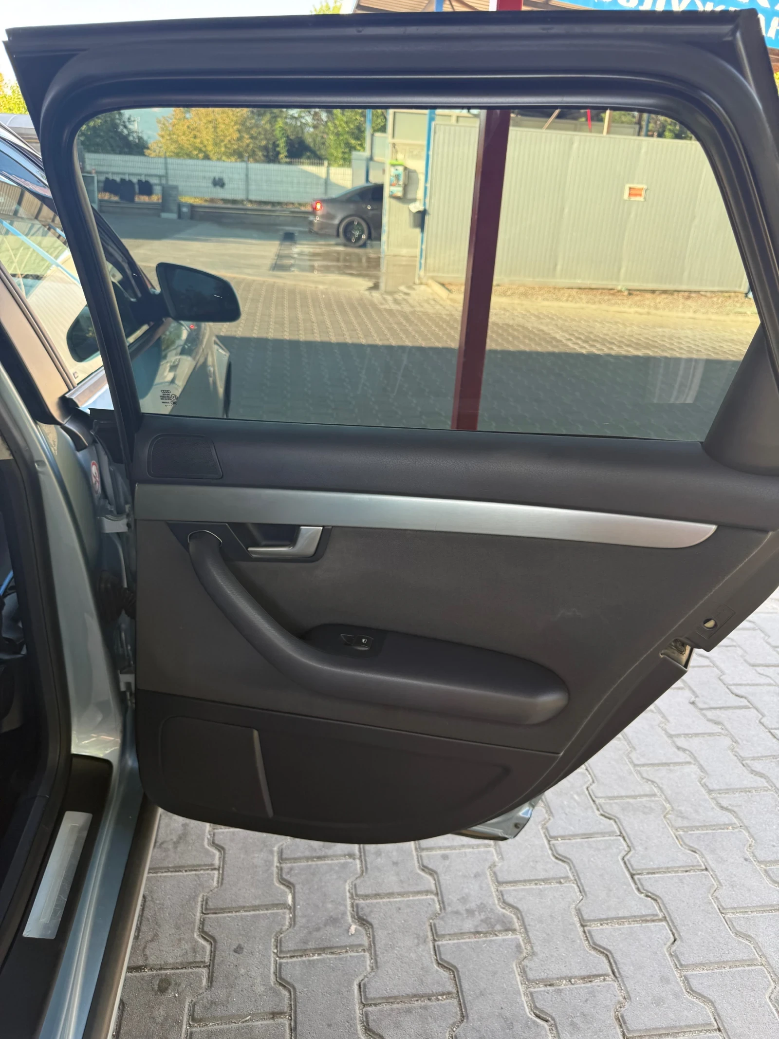 Audi A4 1.9tdi, снимка 12 - Автомобили и джипове - 55840361
