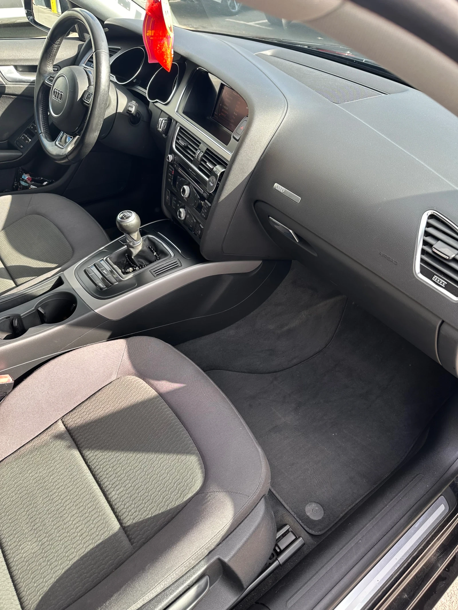 Audi A5 1.8 TFSI, снимка 8 - Автомобили и джипове - 56262139