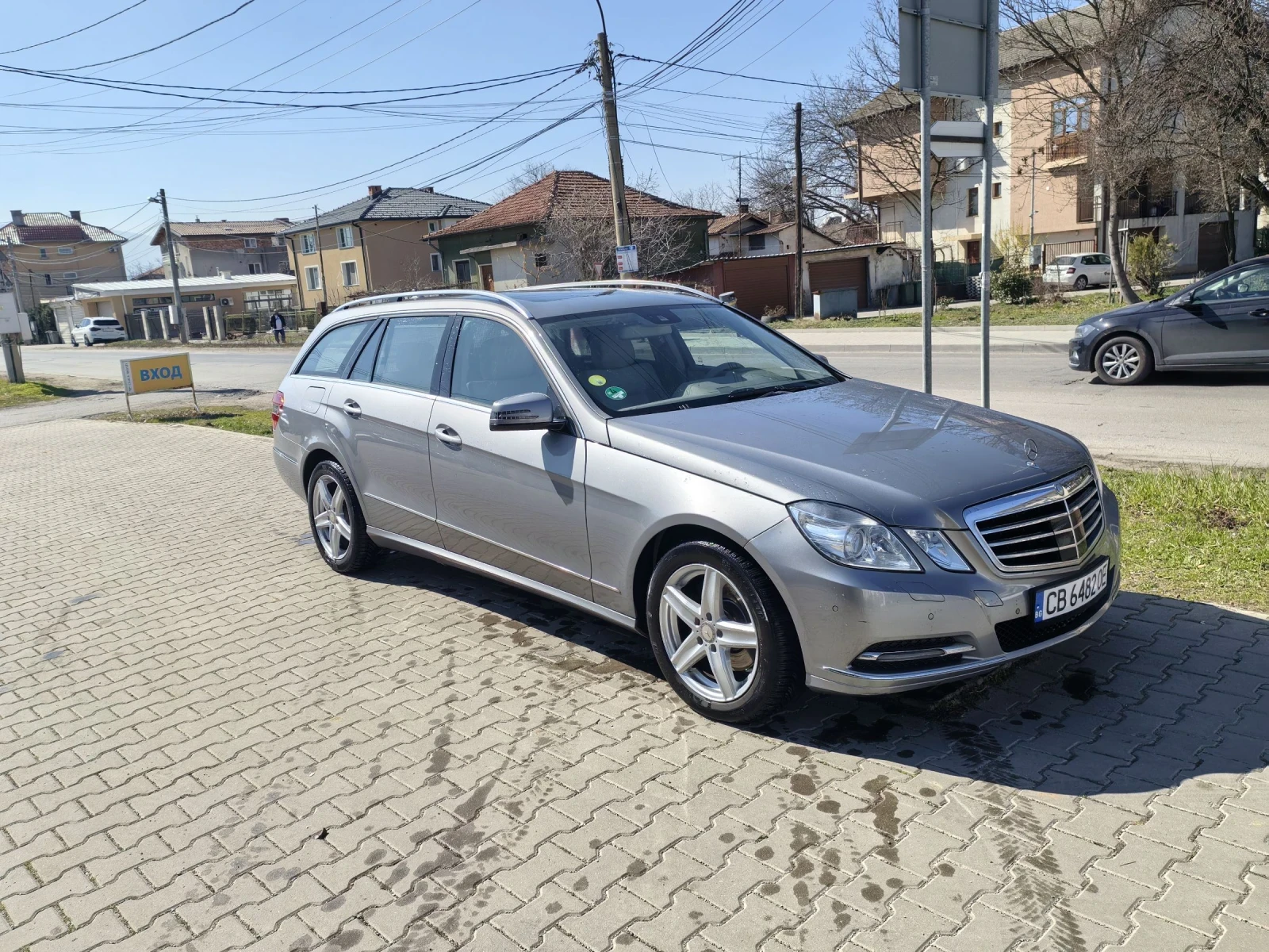 Mercedes-Benz E 300 Хибрид, снимка 2 - Автомобили и джипове - 56357605