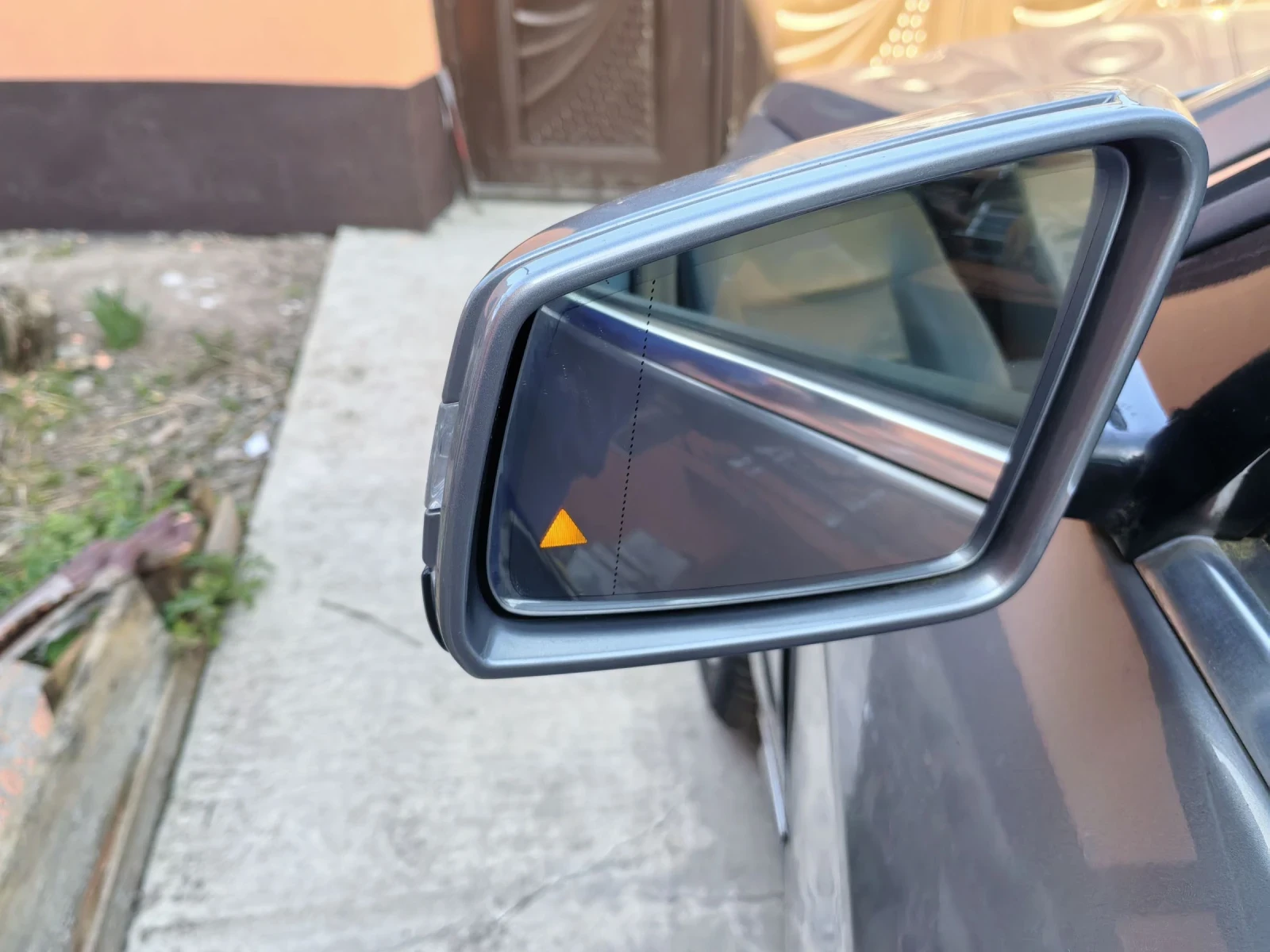 Mercedes-Benz E 300 Хибрид, снимка 10 - Автомобили и джипове - 56357605