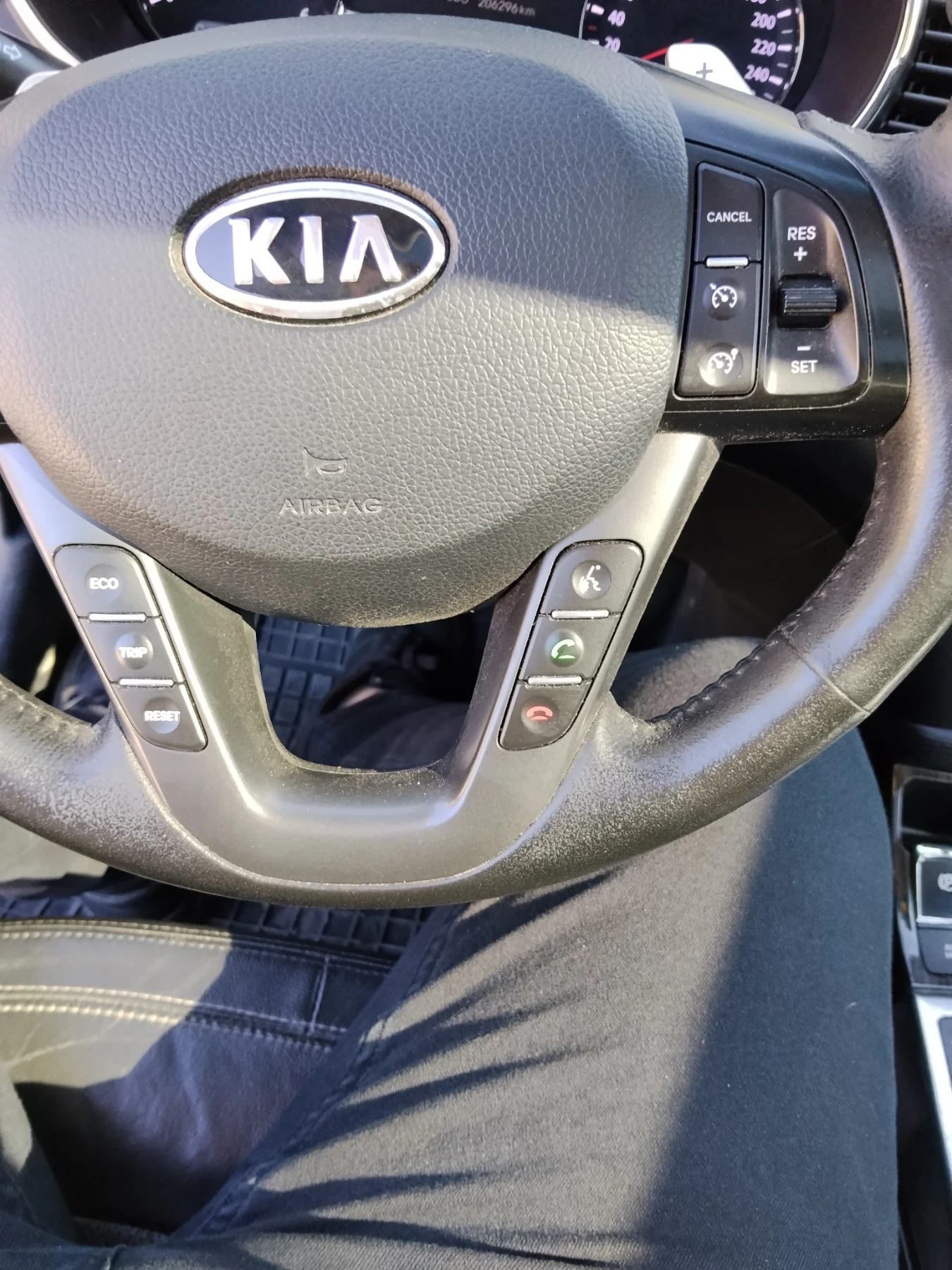 Kia Optima 1.7 crdi automatic , снимка 7 - Автомобили и джипове - 56401467