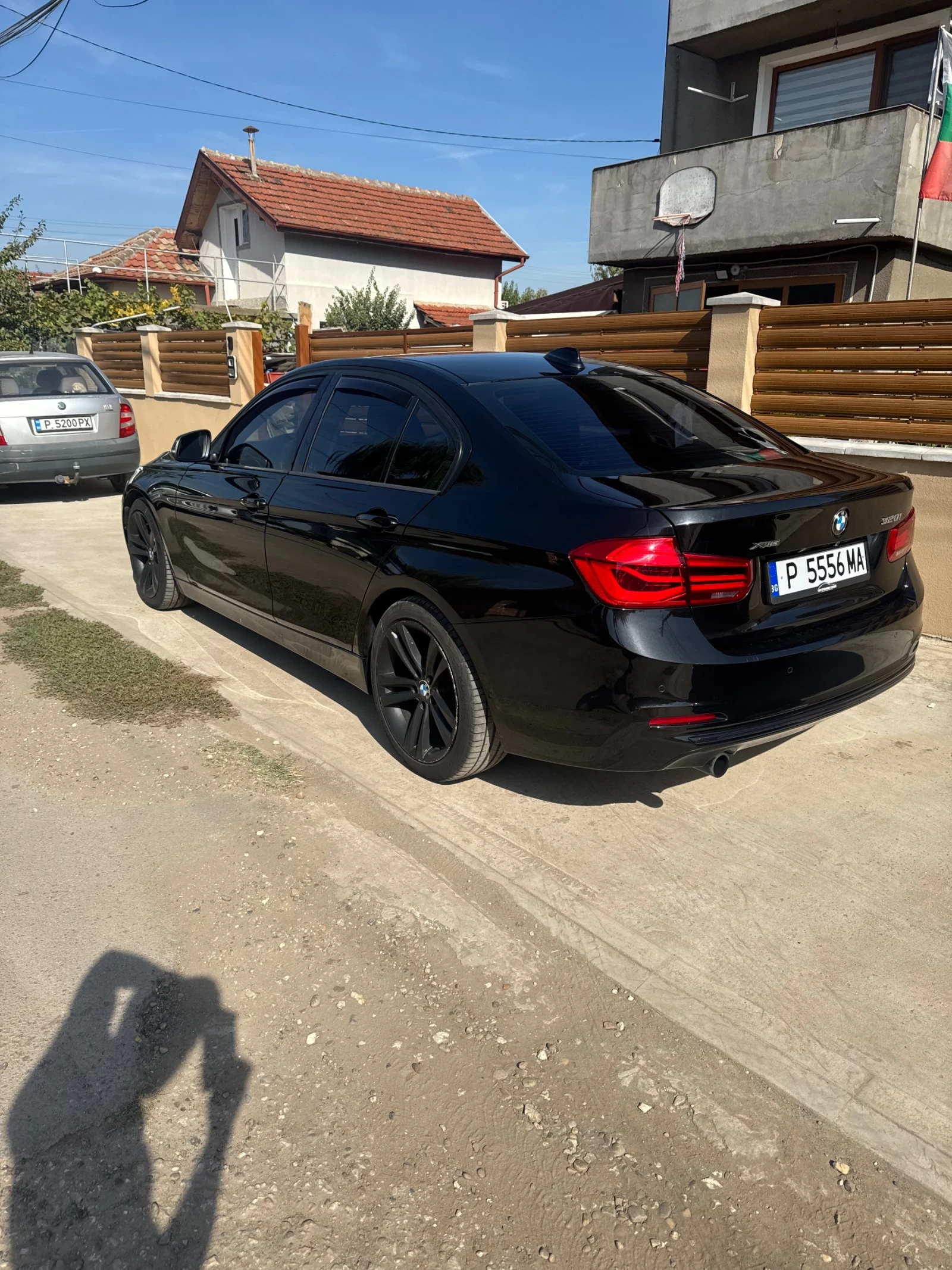 BMW 320, снимка 5 - Автомобили и джипове - 56440916