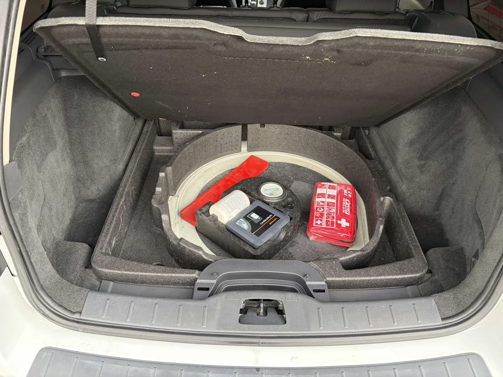 Volvo V50 D4 177к.с AUTOMATIC, снимка 14 - Автомобили и джипове - 56512487