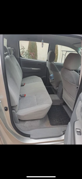 Обява за продажба на Toyota Hilux 2.5 d4-d ~28 500 лв. - изображение 6