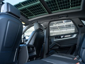 Porsche Cayenne S E-Hybrid  - 109800 € / 214750.13 лв. - 26337010 12