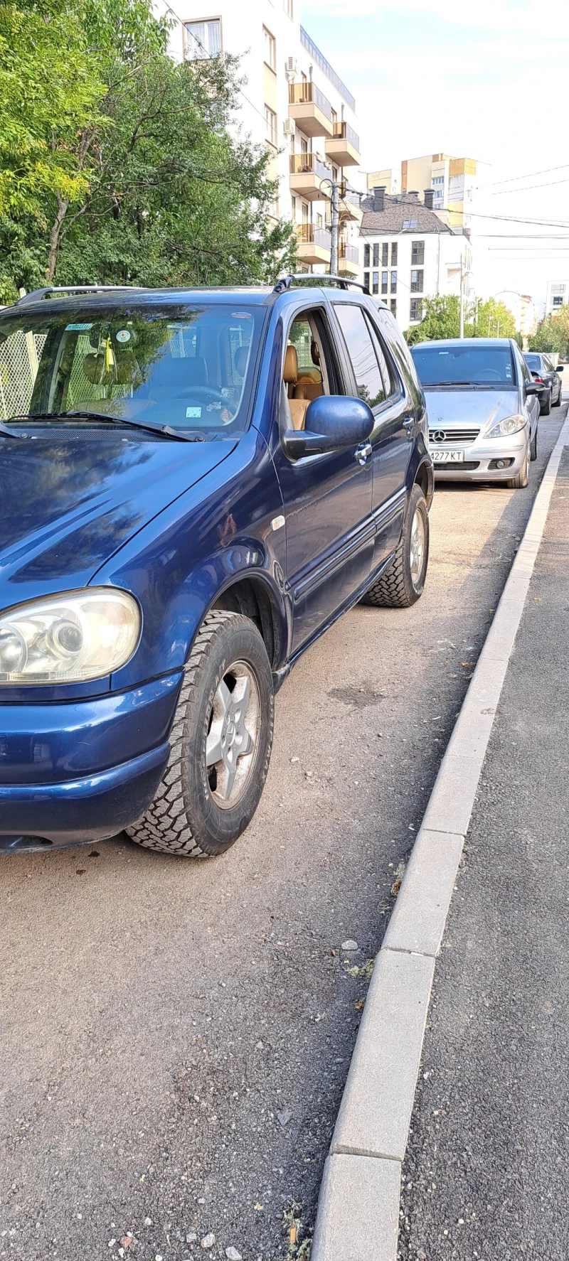 Mercedes-Benz ML 320, снимка 3 - Автомобили и джипове - 47883414