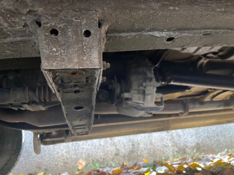 Toyota Hilux 2.5 d4-d, снимка 16 - Автомобили и джипове - 52437895