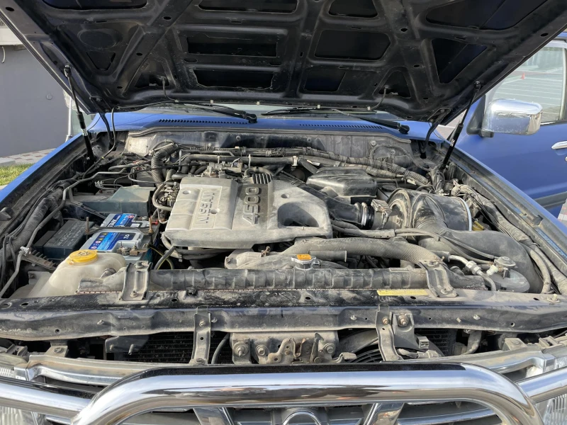 Nissan Patrol, снимка 8 - Автомобили и джипове - 52827669