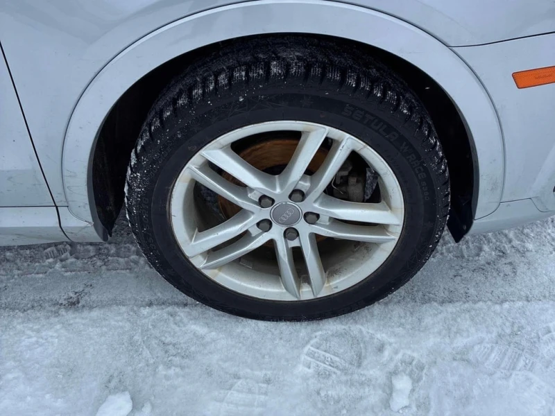 Audi Q3 * Komfort * * ЦЕНА ДО БЪЛГАРИЯ!!!* , снимка 7 - Автомобили и джипове - 53142725