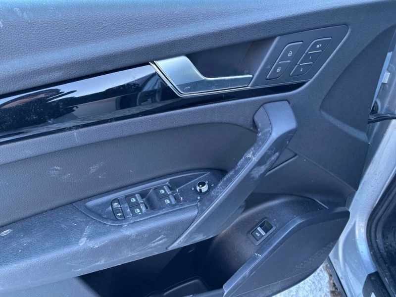 Audi Q5 * Progressiv * CARFAX * NARDO GRAY, снимка 12 - Автомобили и джипове - 53336699