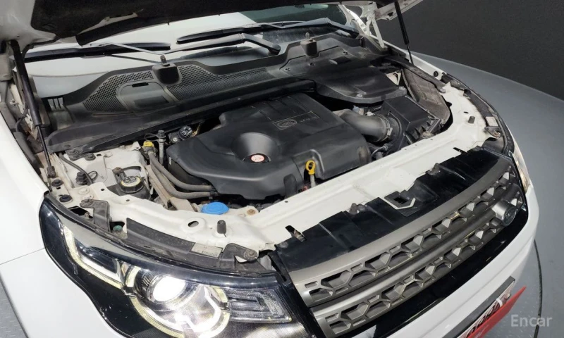 Land Rover Discovery Sport, снимка 6 - Автомобили и джипове - 53418247