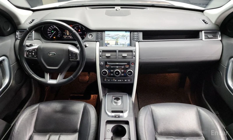 Land Rover Discovery Sport, снимка 7 - Автомобили и джипове - 53418247