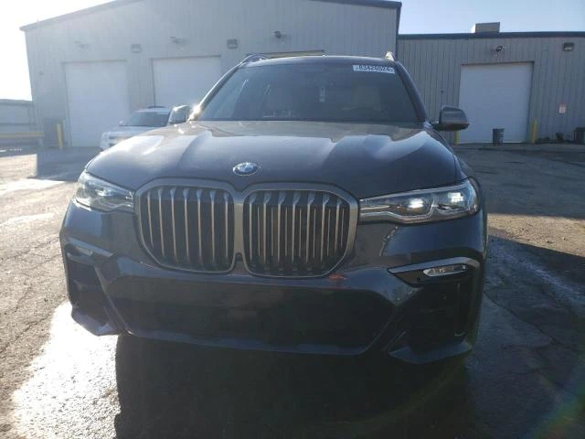 BMW X7 4.4L 8 All wheel drive, снимка 8 - Автомобили и джипове - 48655868