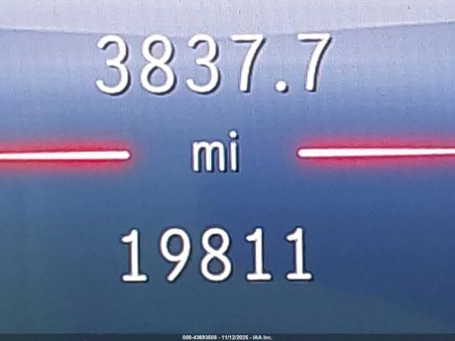 Mercedes-Benz EQE 500 4MATIC+ , снимка 15 - Автомобили и джипове - 54229470