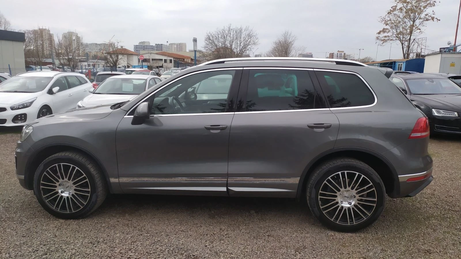 VW Touareg RLine V6TDI 263 k.c. - изображение 3