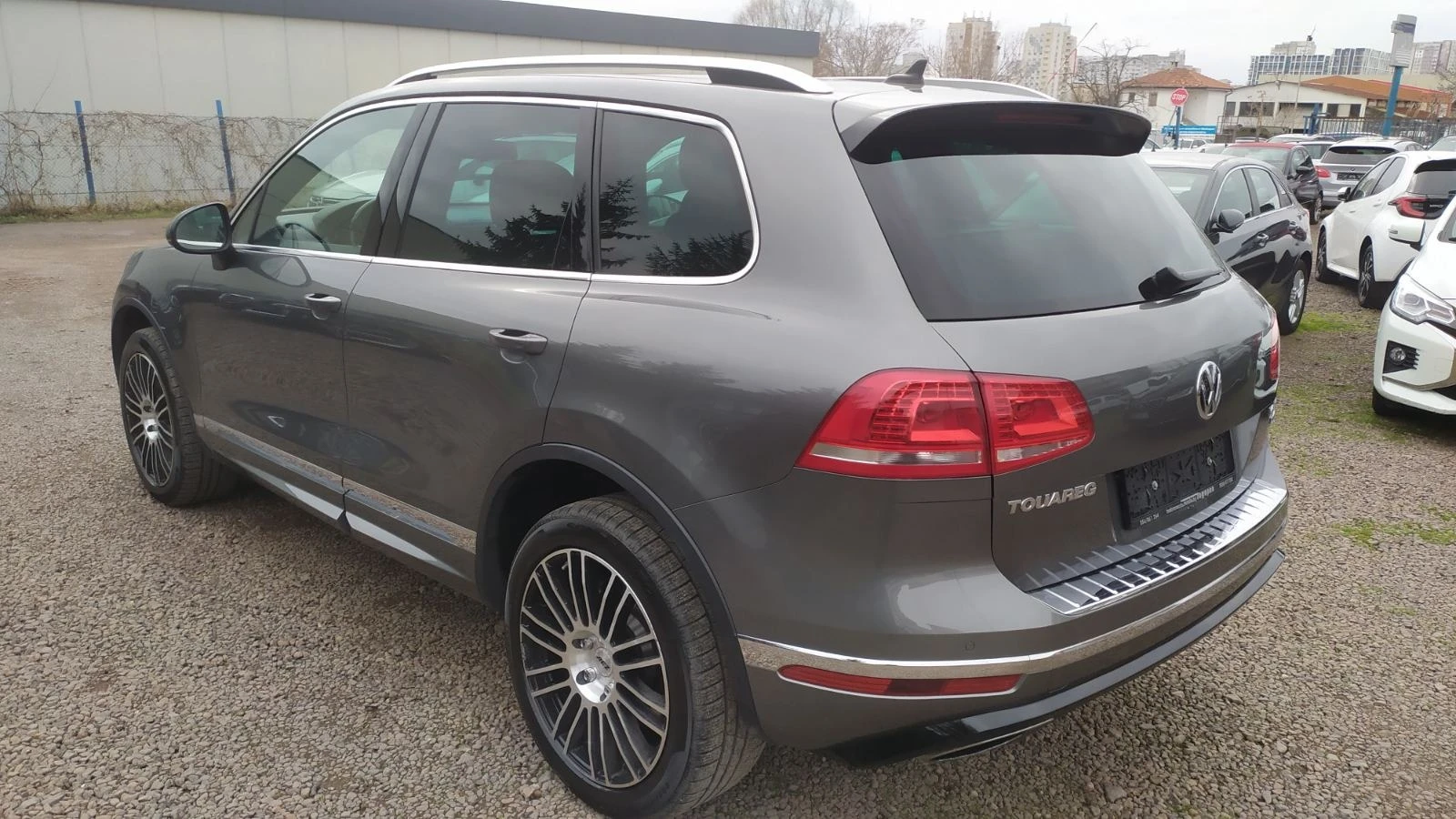 VW Touareg RLine V6TDI 263 k.c. - изображение 4