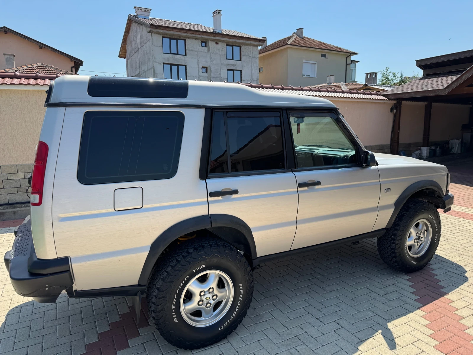 Land Rover Discovery  - изображение 4
