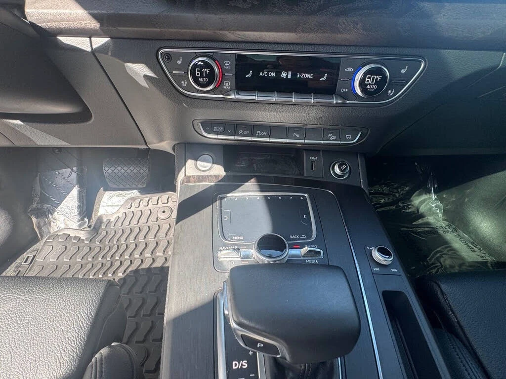 Audi Q5 * Premium Plus* HeadUp* АвтоКредит* (ЦЕНА ДО БГ) - изображение 7