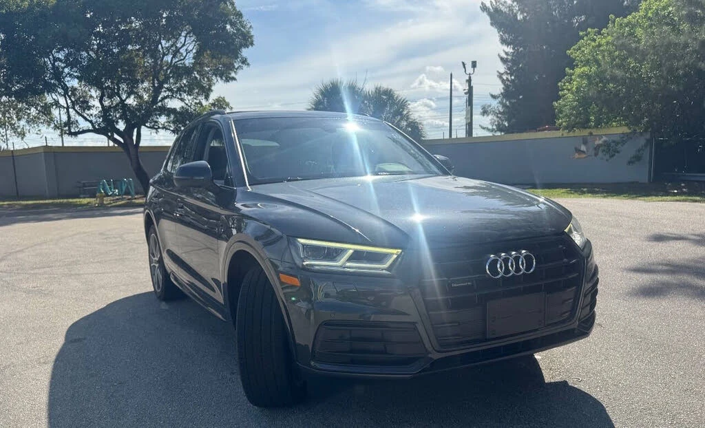 Audi Q5 * Premium Plus* HeadUp* АвтоКредит* (ЦЕНА ДО БГ) - изображение 2