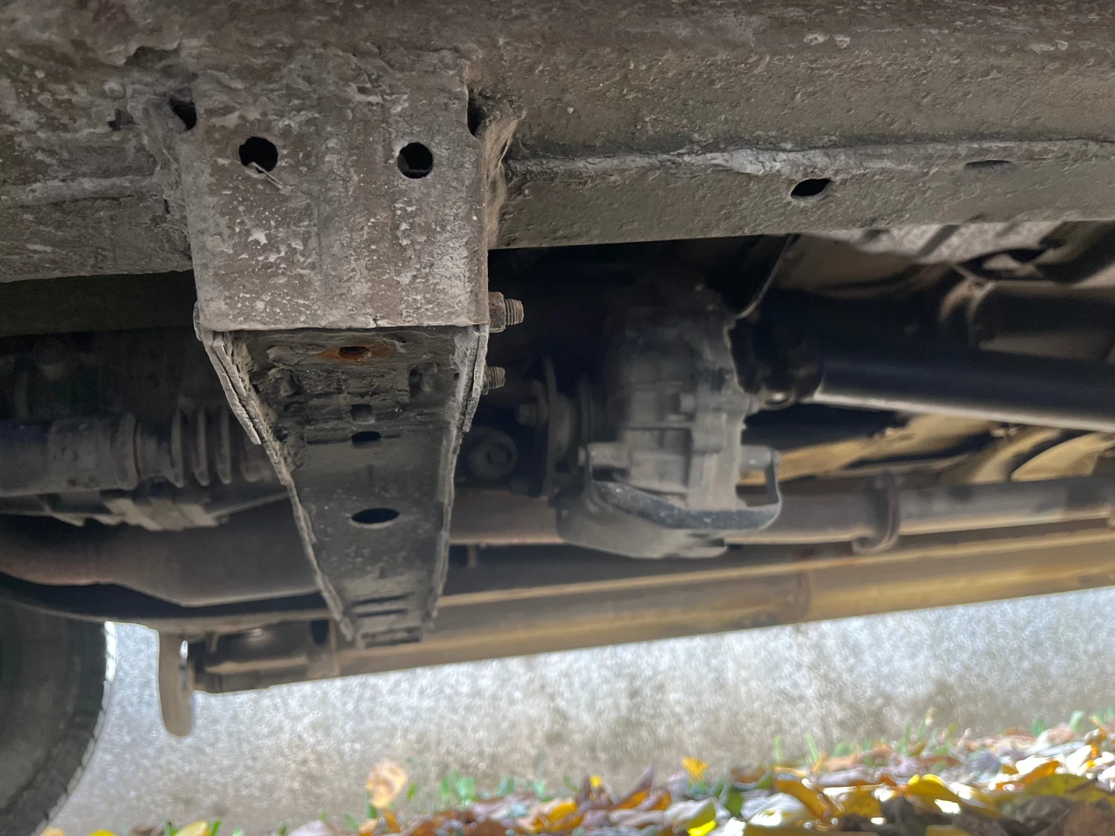 Toyota Hilux 2.5 d4-d | Mobile.bg   16