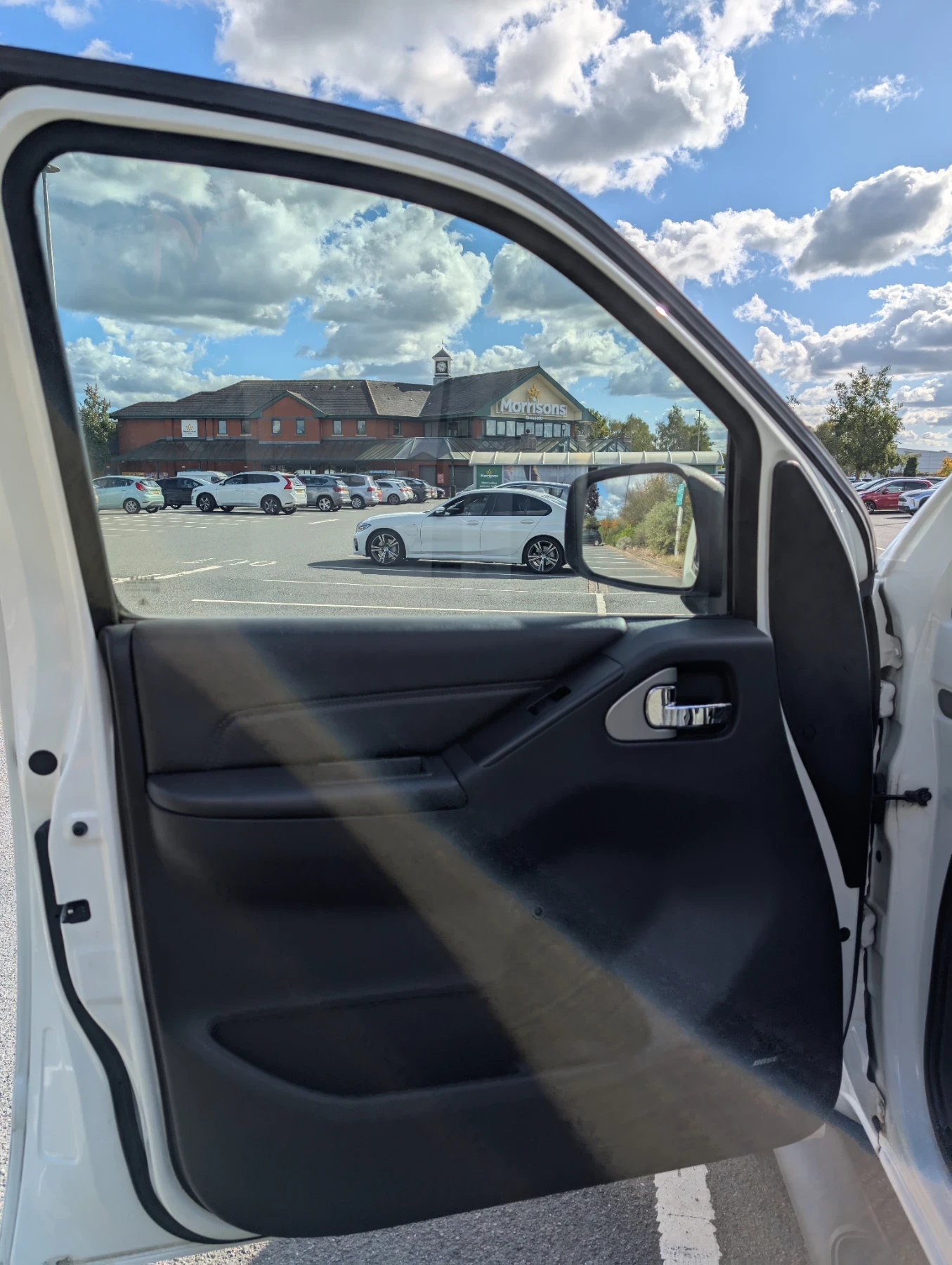 Nissan Navara | Mobile.bg — изображение 11