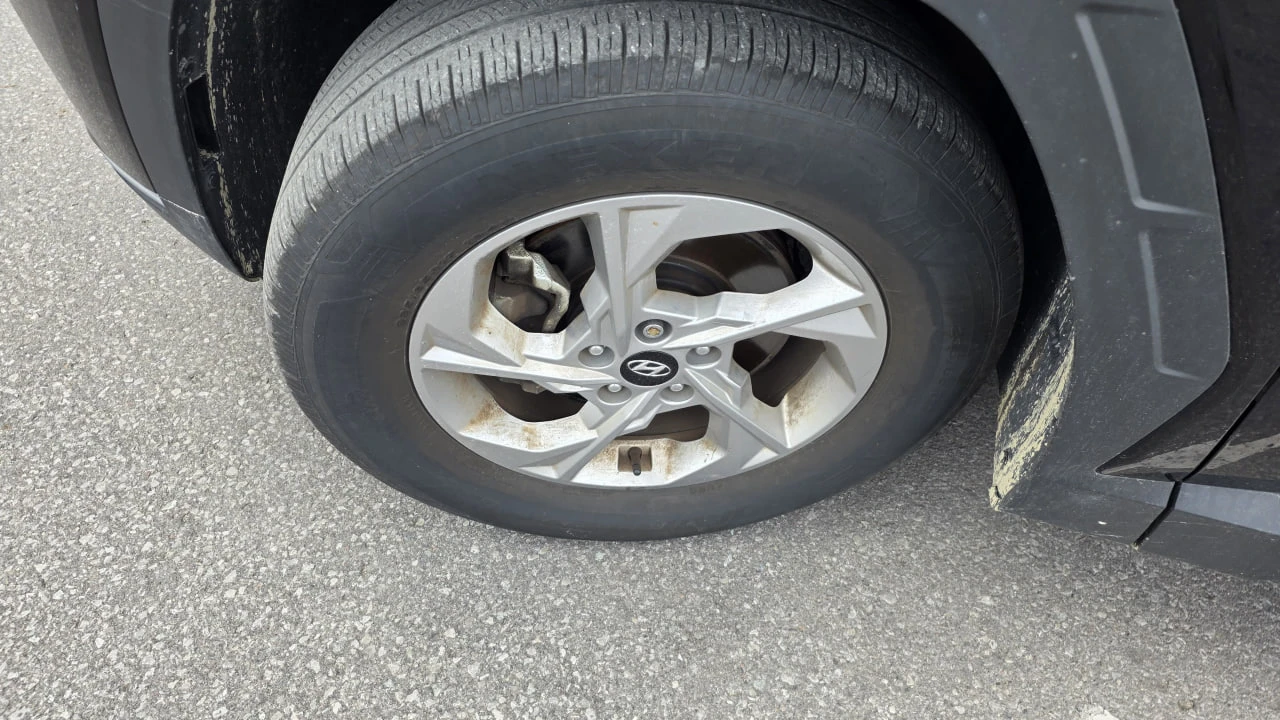 Hyundai Tucson * АВТО КРЕДИТ* ЦЕНА ДО БГ * СЕРВИЗНА ИСТОРИЯ *  - изображение 9