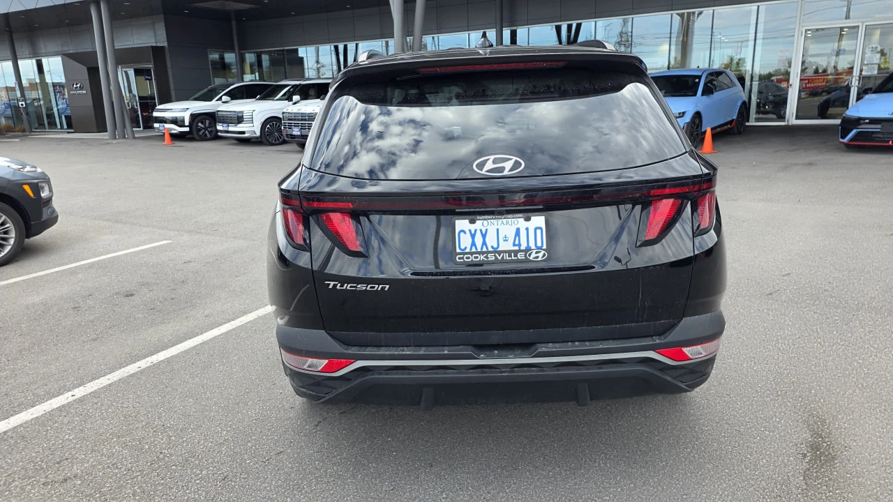 Hyundai Tucson * АВТО КРЕДИТ* ЦЕНА ДО БГ * СЕРВИЗНА ИСТОРИЯ *  - изображение 3