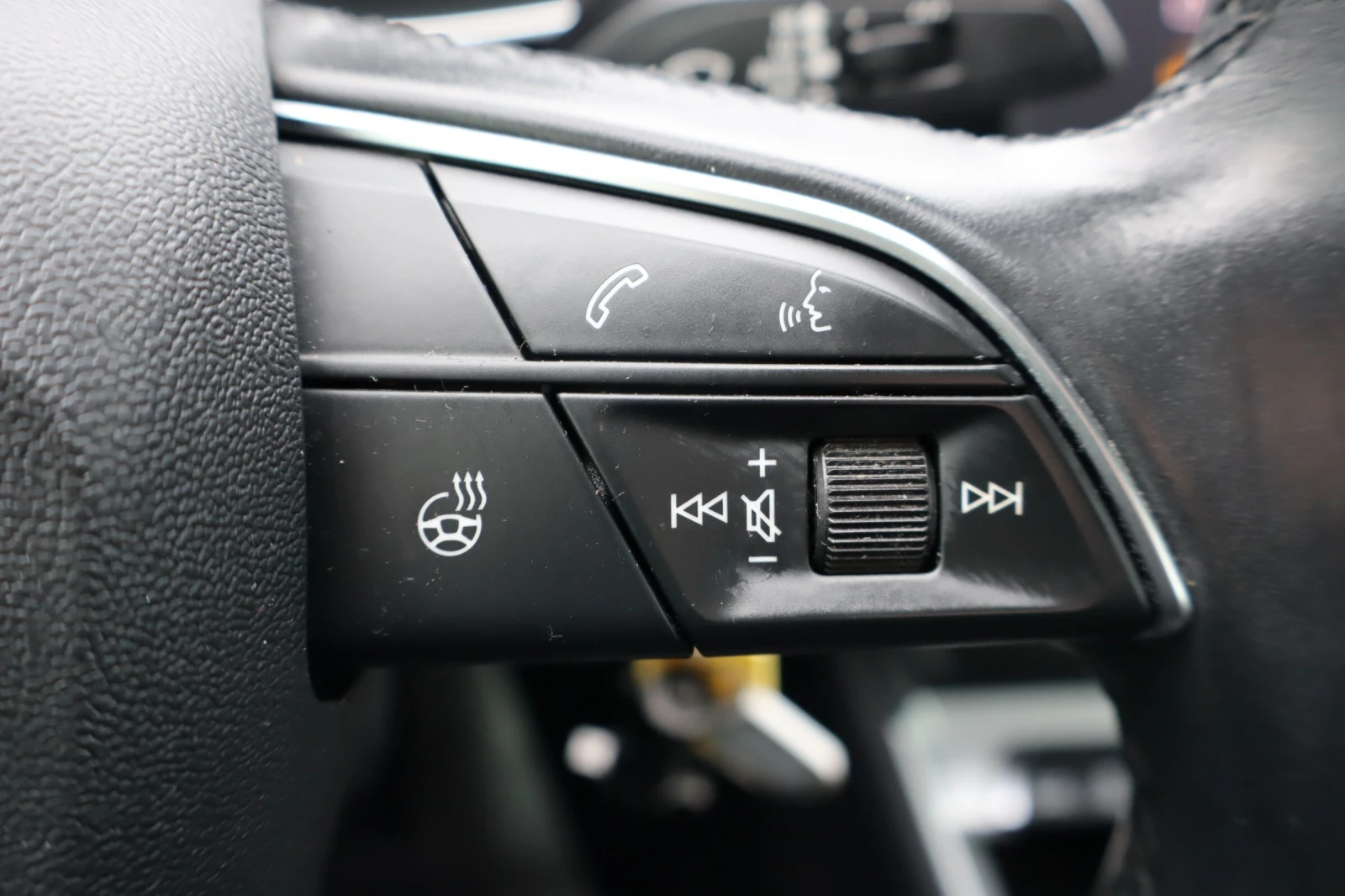 Audi Q3 S-LINE * PANO * QUATTRO * ПОДГРЕВ ВОЛАН * VIRTUAL - изображение 10