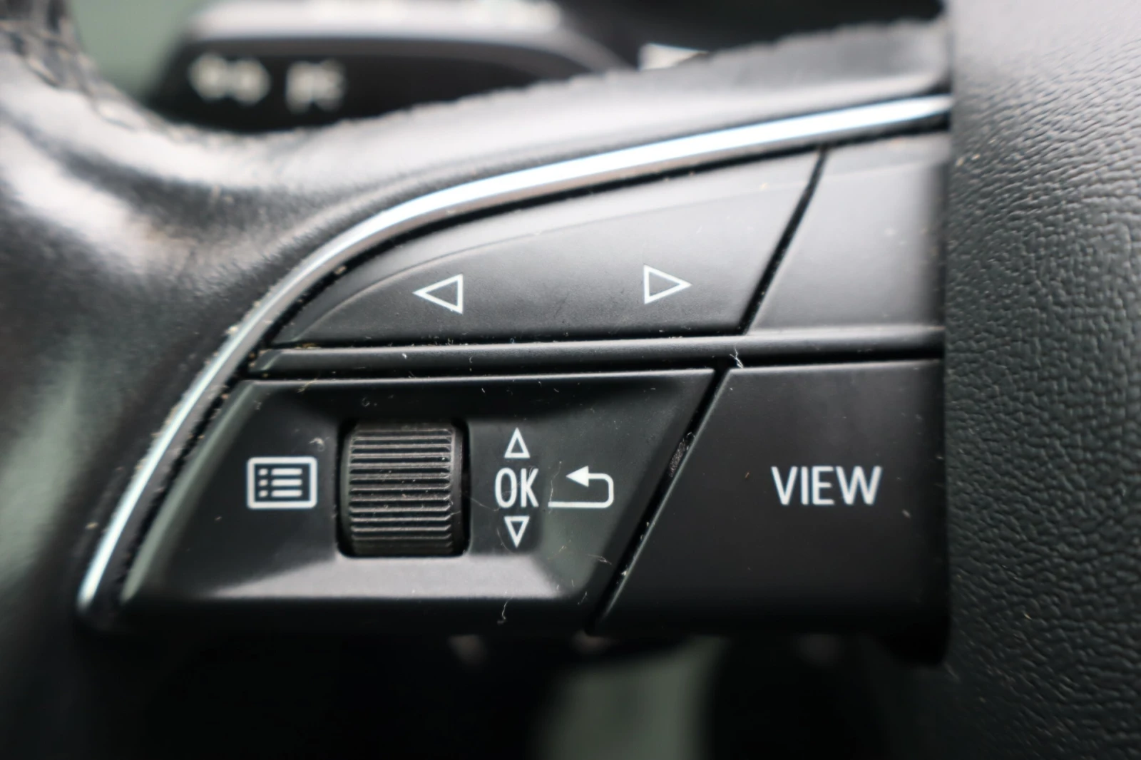 Audi Q3 S-LINE * PANO * QUATTRO * ПОДГРЕВ ВОЛАН * VIRTUAL - изображение 9