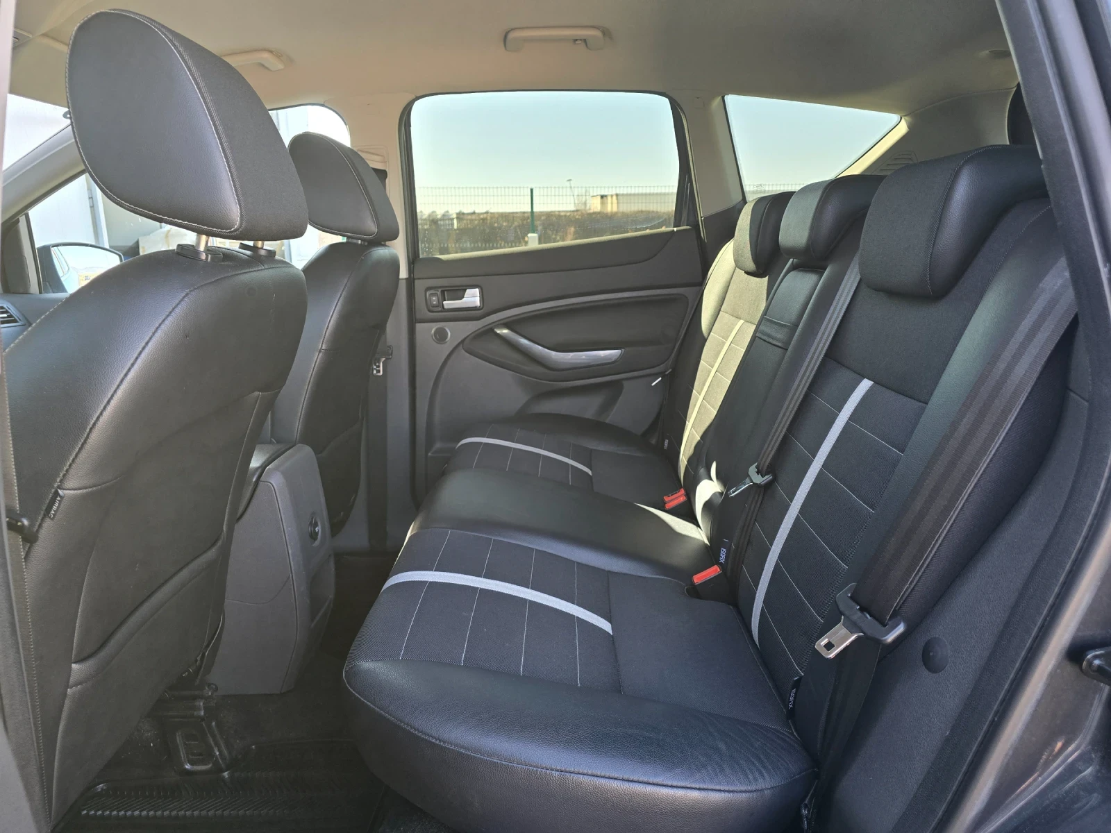Ford Kuga 2.0TDCI 140�� 4�4 EURO 5 | Mobile.bg � ����������� 16