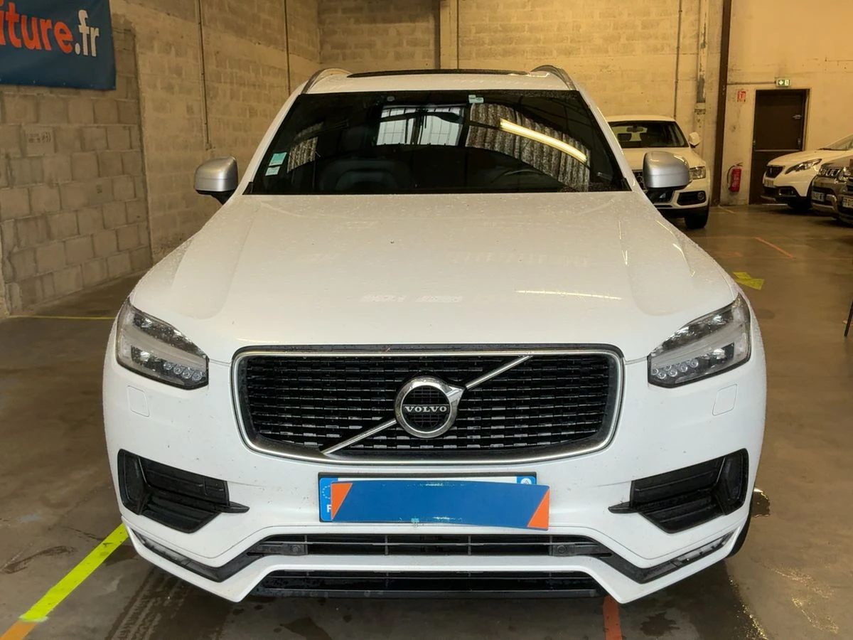 Volvo Xc90 R-Design/Panorama/Подгрев/Keyless/7-места/Гаранция, снимка 2 - Автомобили и джипове - 53958371