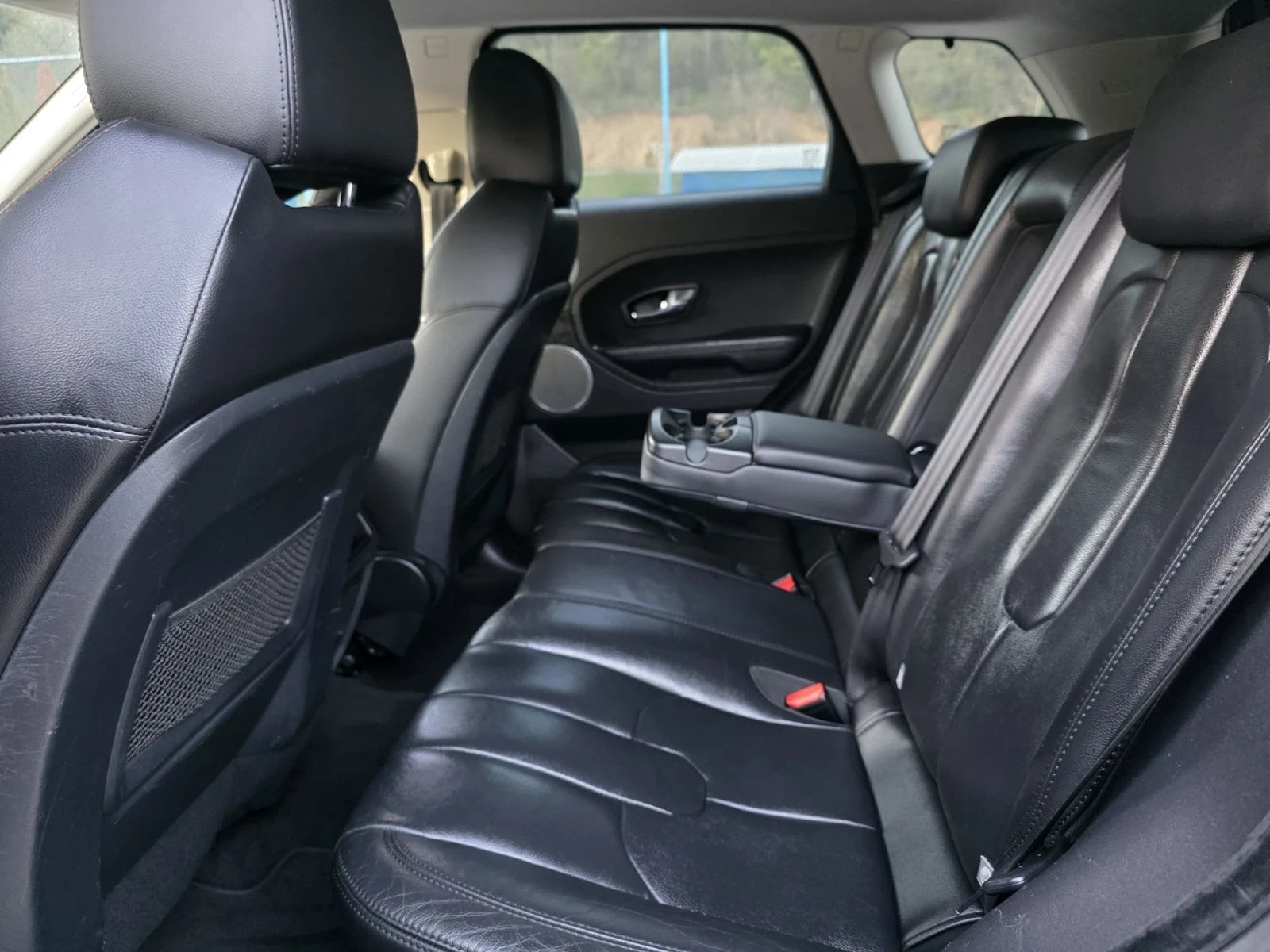 Land Rover Evoque 100% реални км 100% одобрение лизинг, снимка 10 - Автомобили и джипове - 54240855