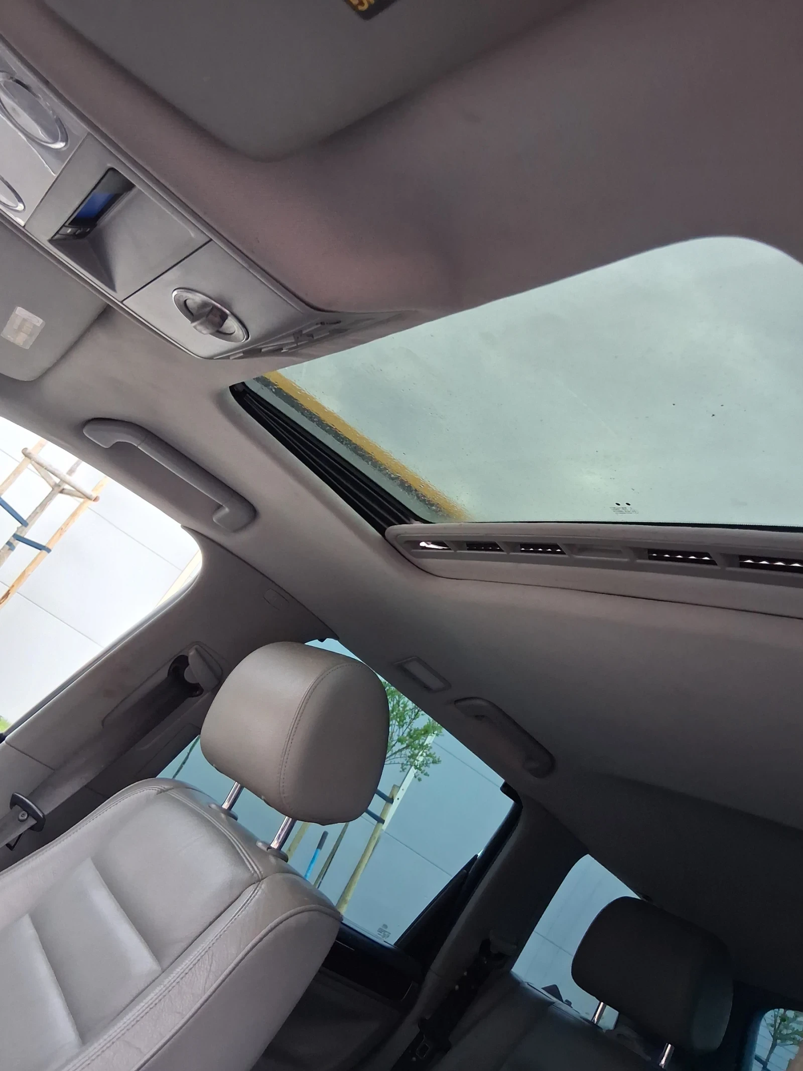 VW Touareg 3.2 240 кс , снимка 9 - Автомобили и джипове - 54366423