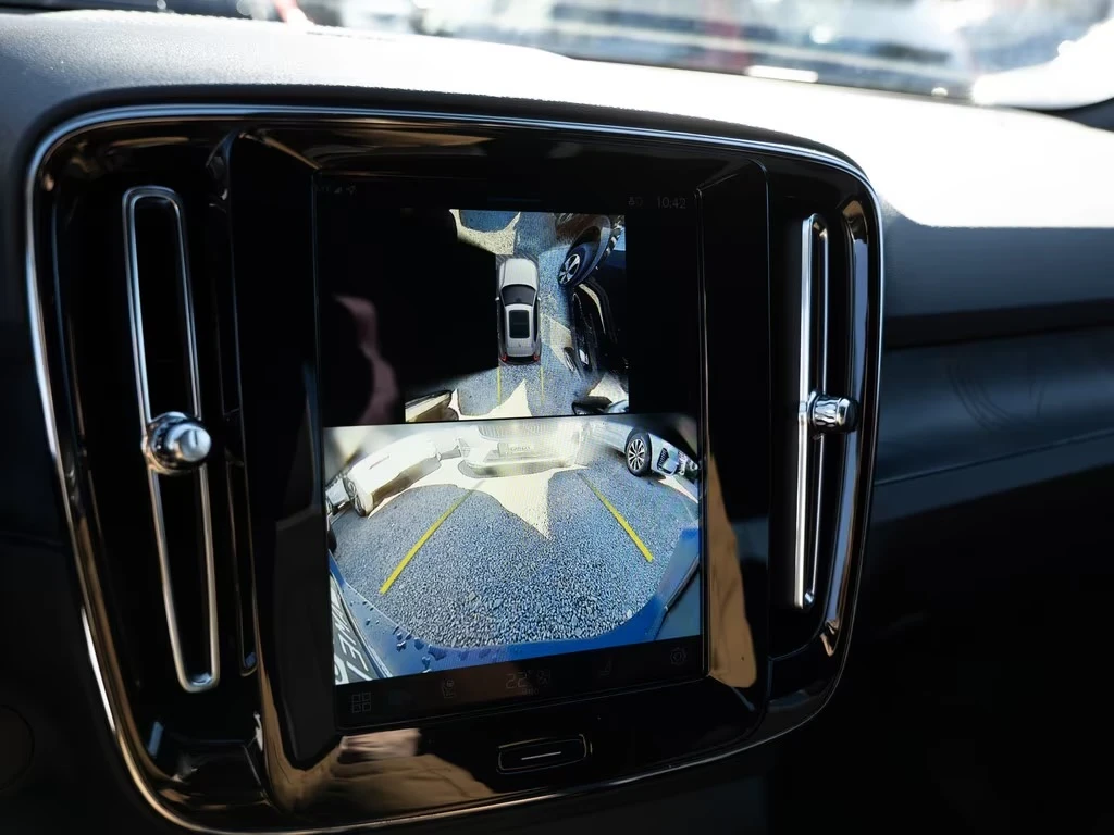 Volvo EX40 Twin Motor AWD Black Edition DISTR MATRIX 360* W/P | Mobile.bg � ����������� 15