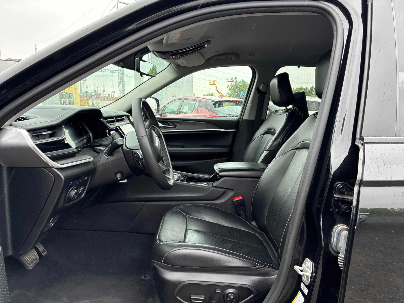 Jeep Grand cherokee 4xe * CARFAX * АВТО КРЕДИТ * , снимка 7 - Автомобили и джипове - 54715474
