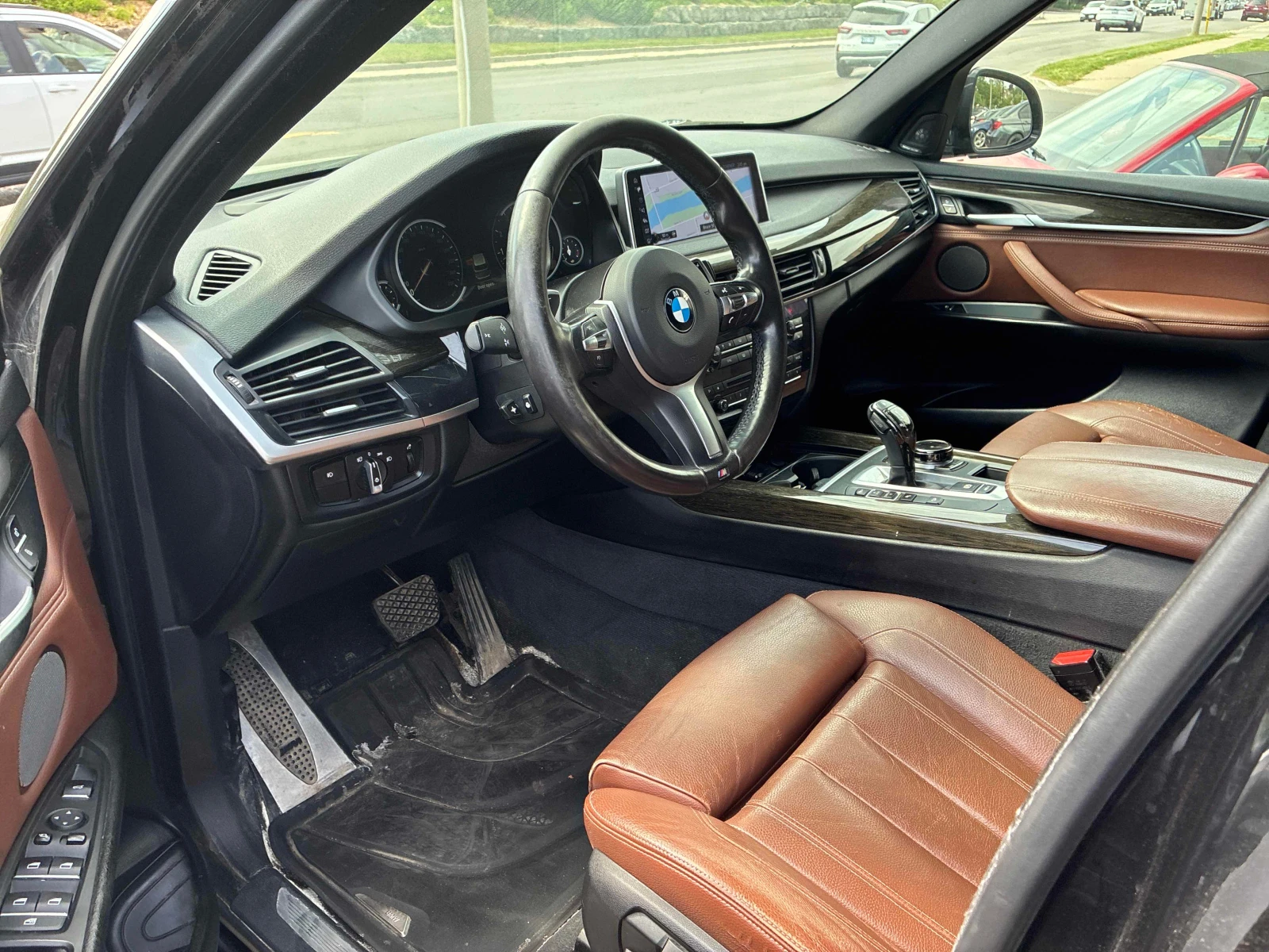 BMW X5 35i xDrive/M-Pack/Digital/H&K/Pano, снимка 7 - Автомобили и джипове - 54941135