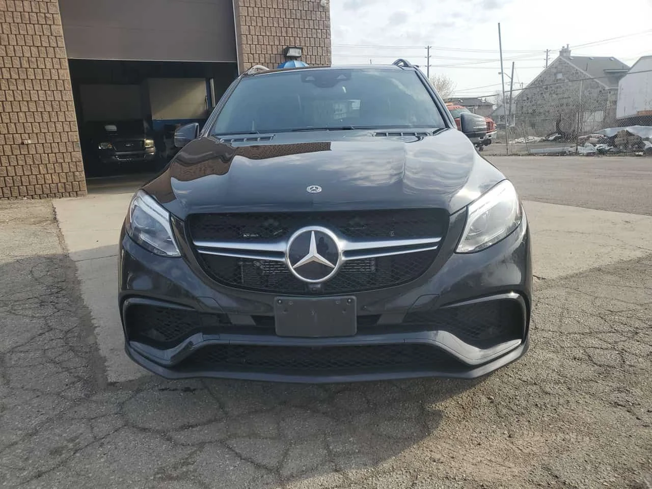 Mercedes-Benz GLE 63 S AMG * АВТОКРЕДИТ БЕЗ ПЪРВОНАЧАЛНА ВНОСКА* , снимка 6 - Автомобили и джипове - 55671048