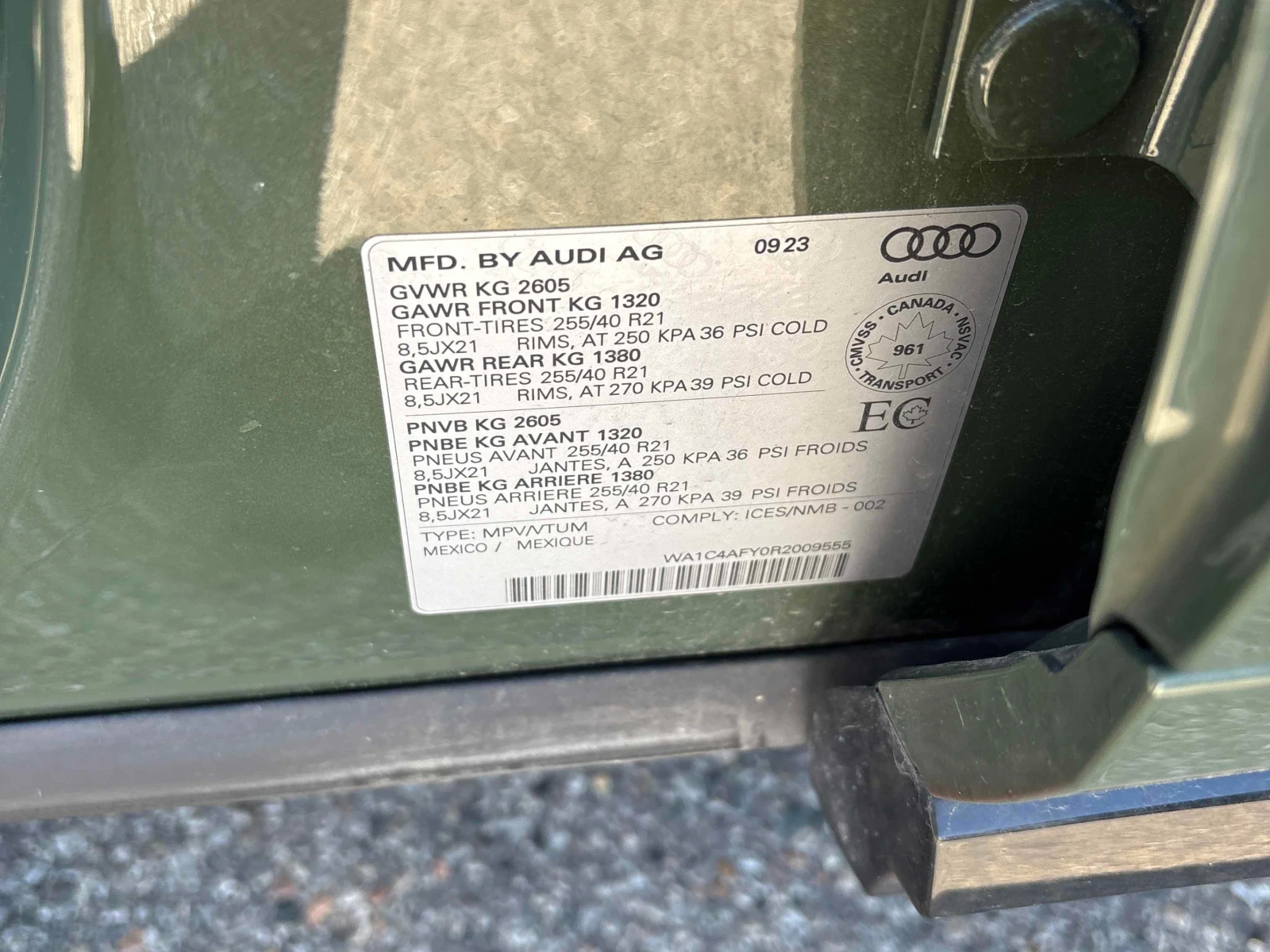Audi SQ5 * Technik * CARFAX * ОПЦИЯ ЗА ФИНАНСИРАНЕ, снимка 11 - Автомобили и джипове - 55979683