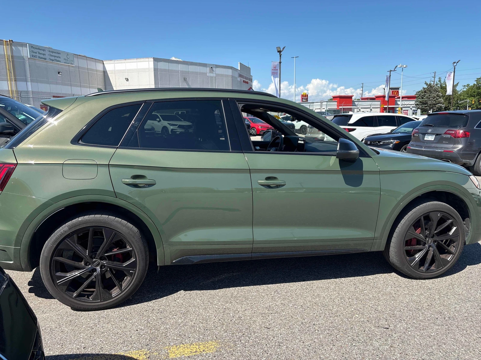 Audi SQ5 * Technik * CARFAX * ОПЦИЯ ЗА ФИНАНСИРАНЕ, снимка 3 - Автомобили и джипове - 55979683
