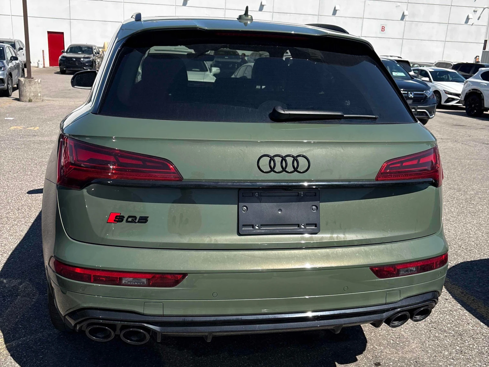 Audi SQ5 * Technik * CARFAX * ОПЦИЯ ЗА ФИНАНСИРАНЕ, снимка 4 - Автомобили и джипове - 55979683