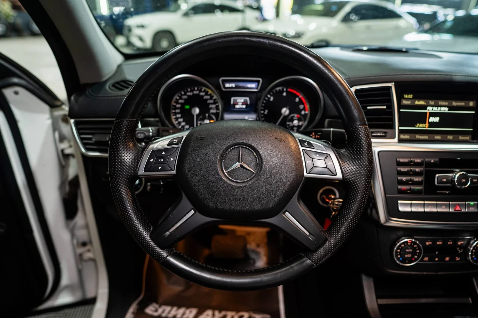 Mercedes-Benz GL 350 D 4MATIC AMG LINE 7-������ H&K ���� ������ 100%  | Mobile.bg � ����������� 12
