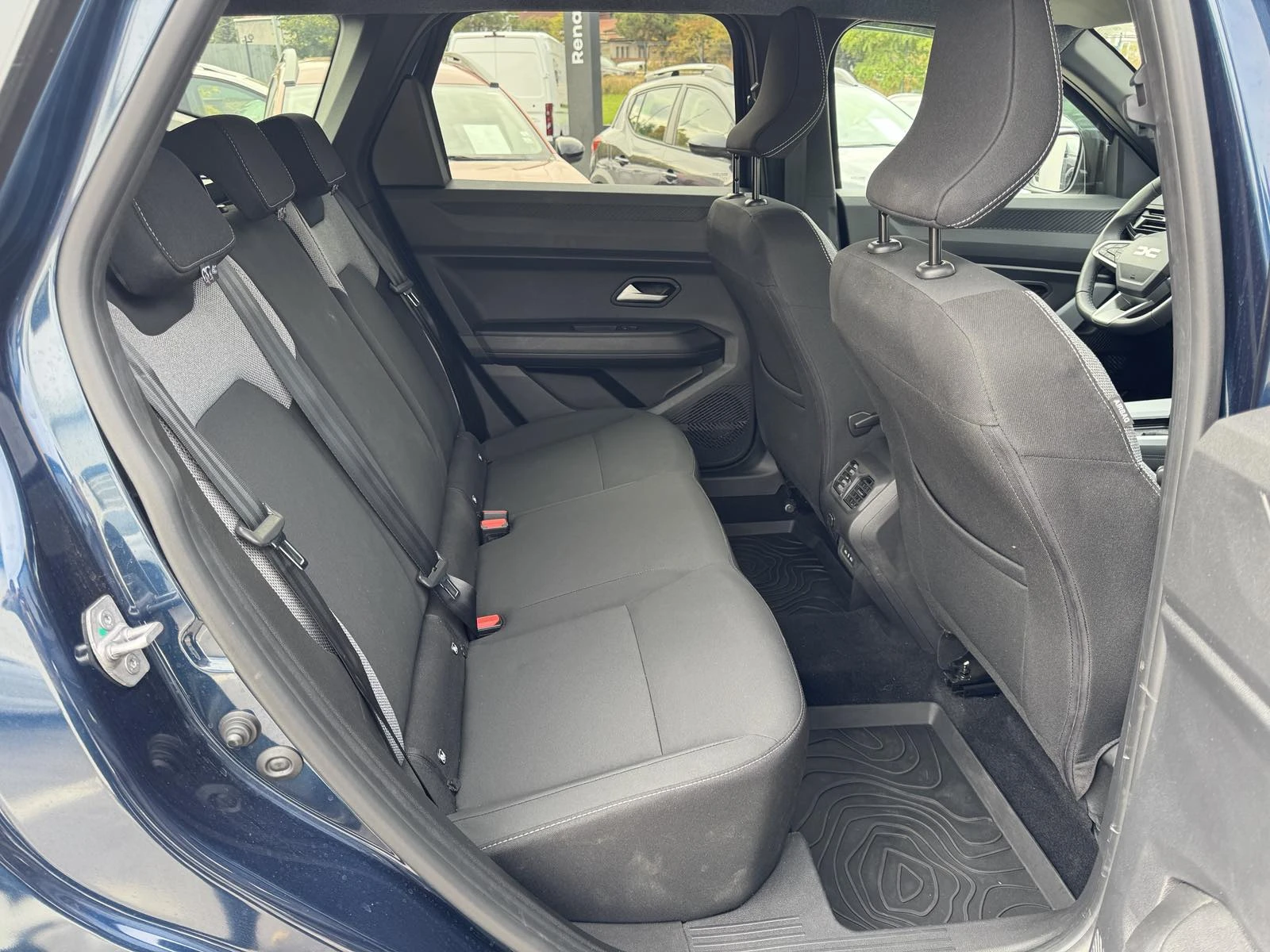Dacia Bigster 1.8 FULL HYBRID | Mobile.bg � ����������� 10