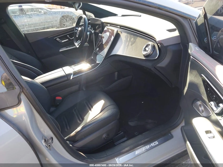 Mercedes-Benz EQE Amg 4Matic, снимка 5 - Автомобили и джипове - 56630246