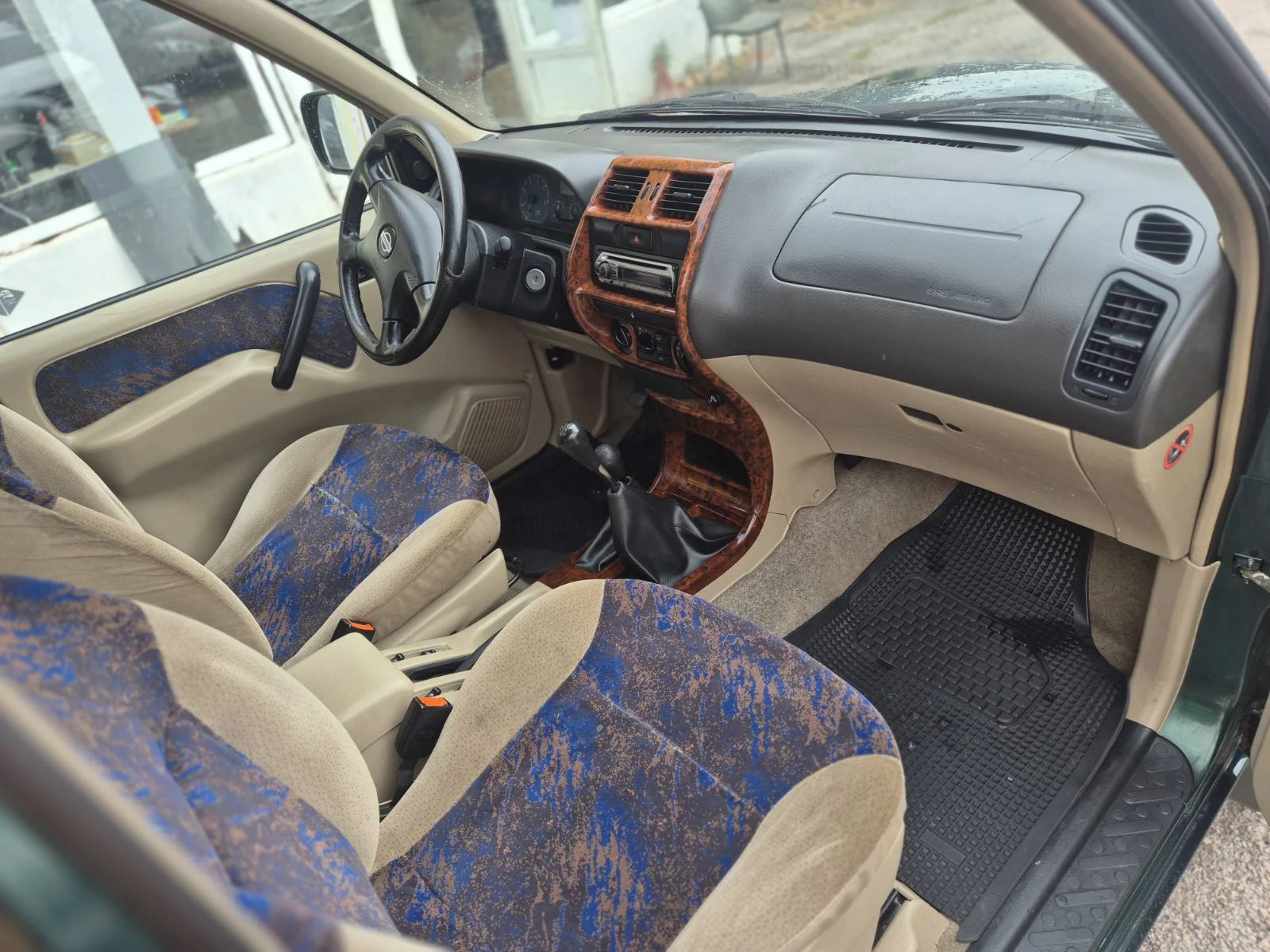 Nissan Terrano 2.7TDI KLIMA ITALY, снимка 10 - Автомобили и джипове - 56741824