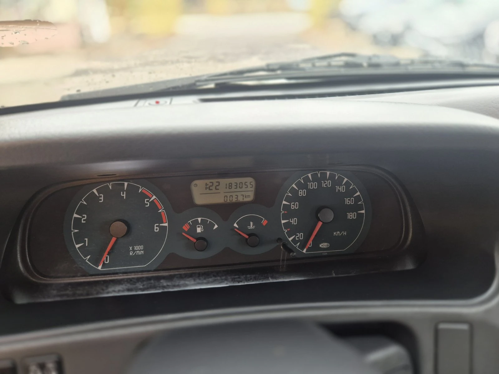 Nissan Terrano 2.7TDI KLIMA ITALY, снимка 15 - Автомобили и джипове - 56741824