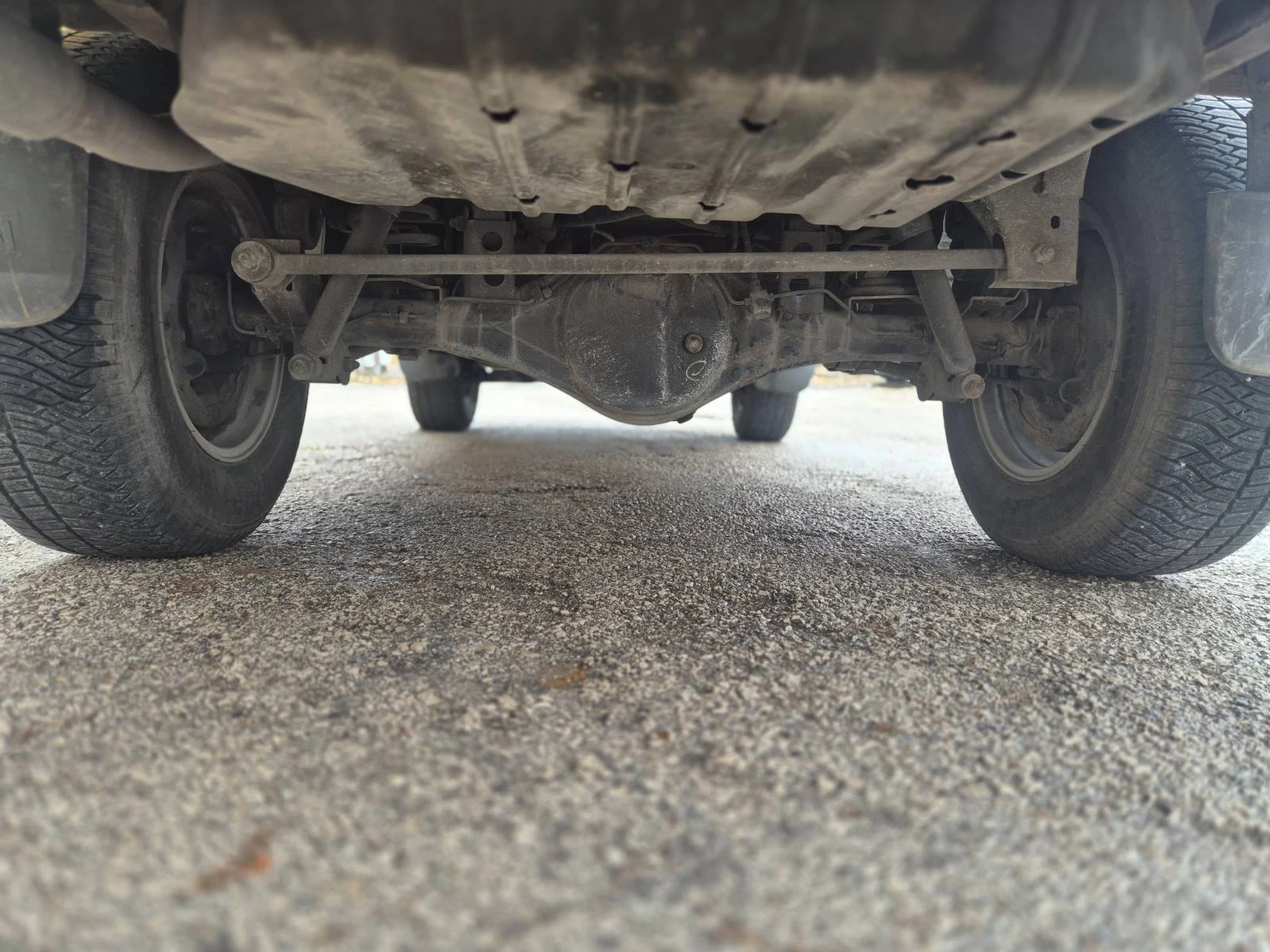 Nissan Terrano 2.7TDI KLIMA ITALY, снимка 17 - Автомобили и джипове - 56741824