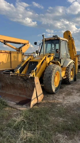      JCB 4CX